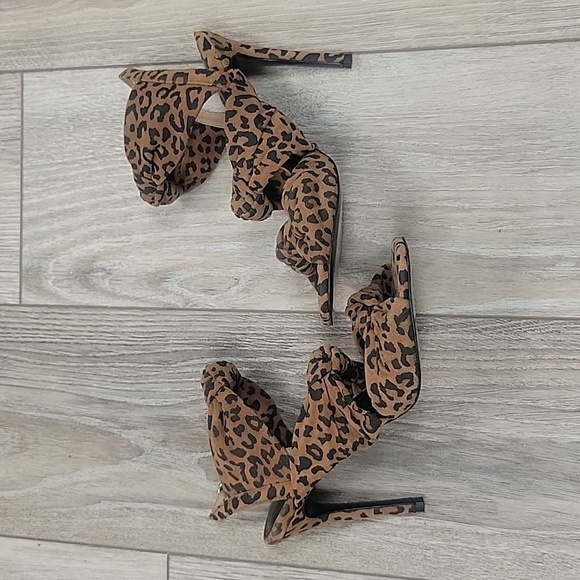 Charles David 6 1/2 Vinnie Knotted Slingback Leopard Print Stiletto Sandal - Picture 5 of 8